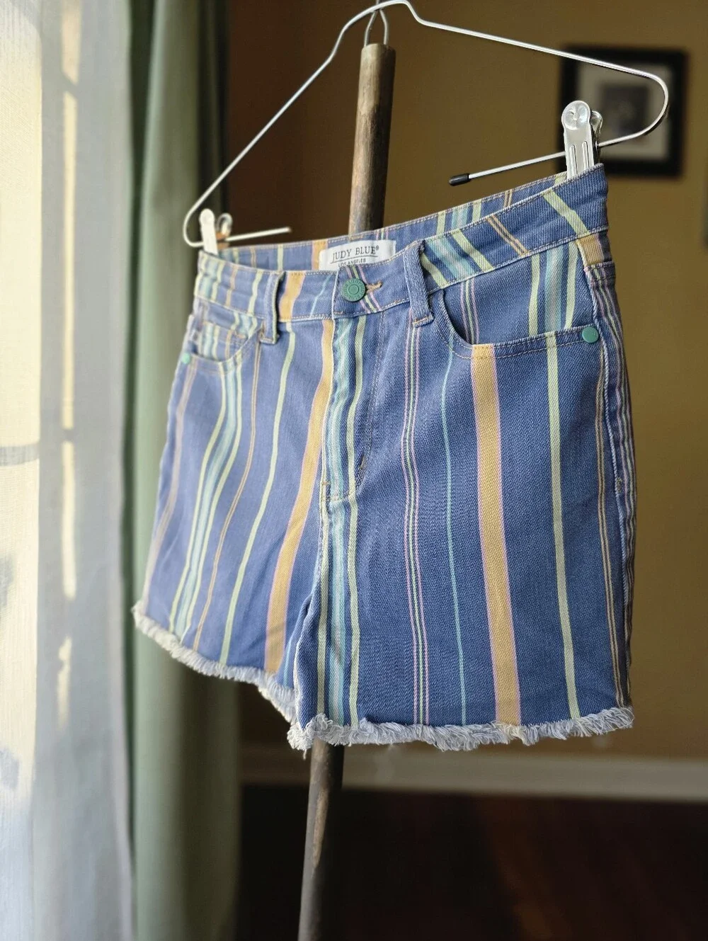 Judy Blue Striped High Waist Denim Shorts Raw Hem Stretch Cutoffs Small Boutique